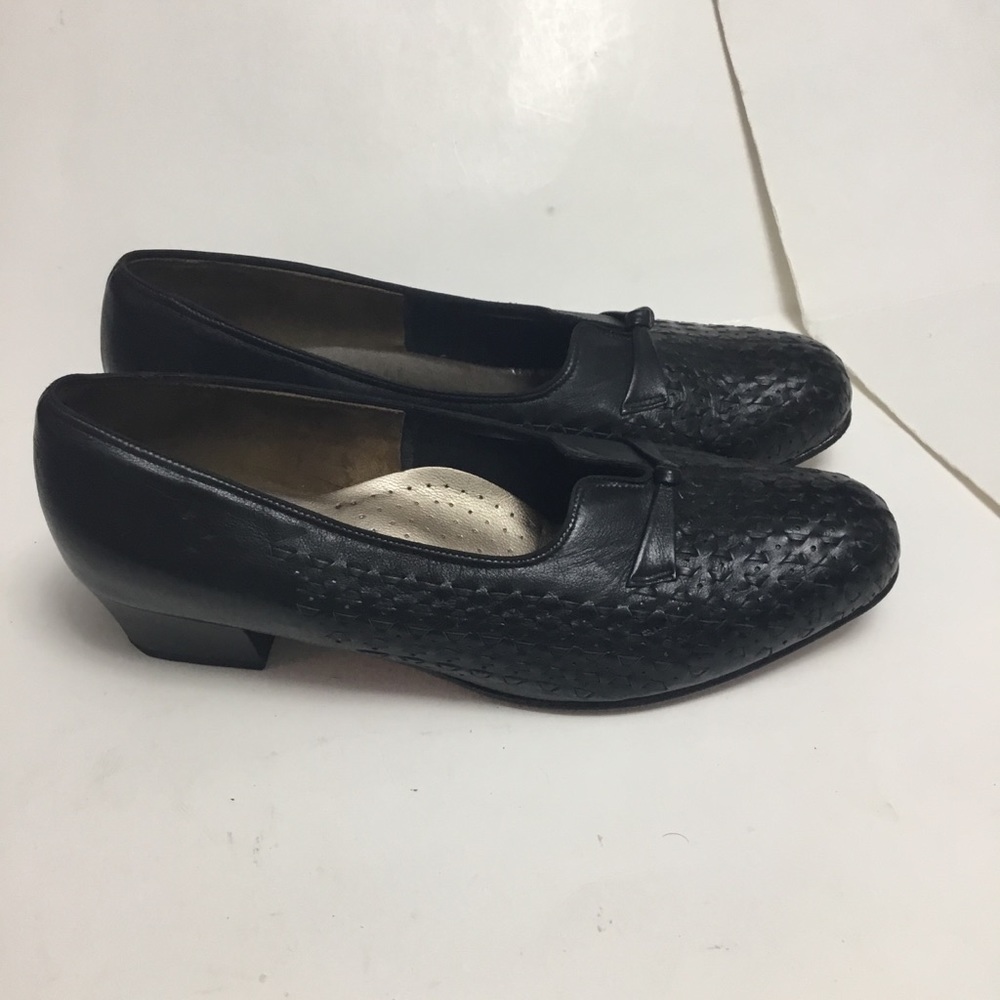 Kumfs Ladies’ Shoes Size 9M